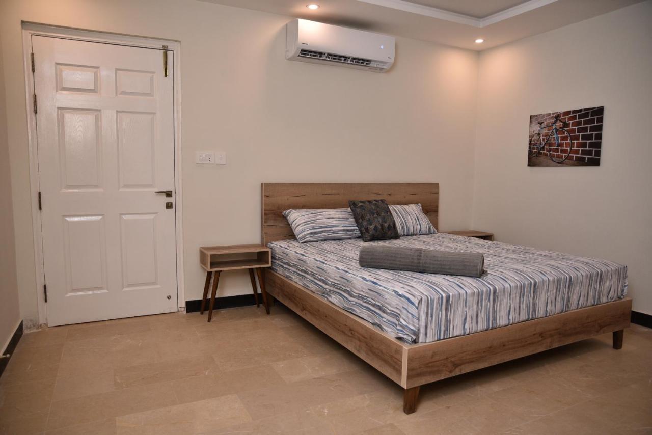 Aparthotel The Bliss Rawalpindi Esterno foto